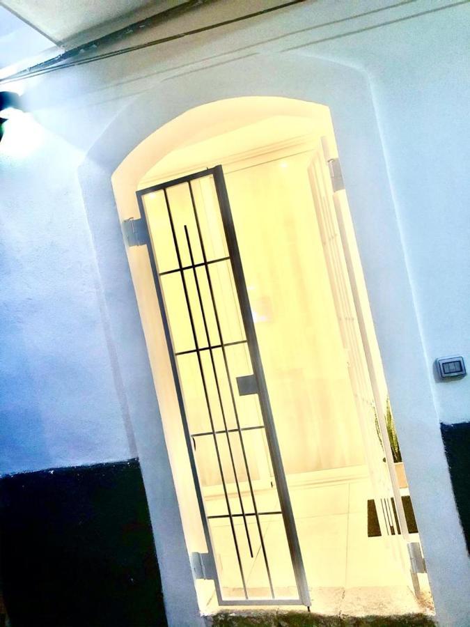 Casa Abbatuzzu Lägenhet Acireale Exteriör bild