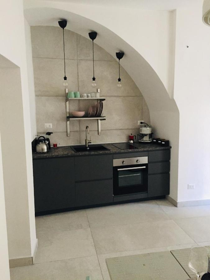 Casa Abbatuzzu Lägenhet Acireale Exteriör bild